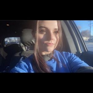 Meet your Posher, Lacey